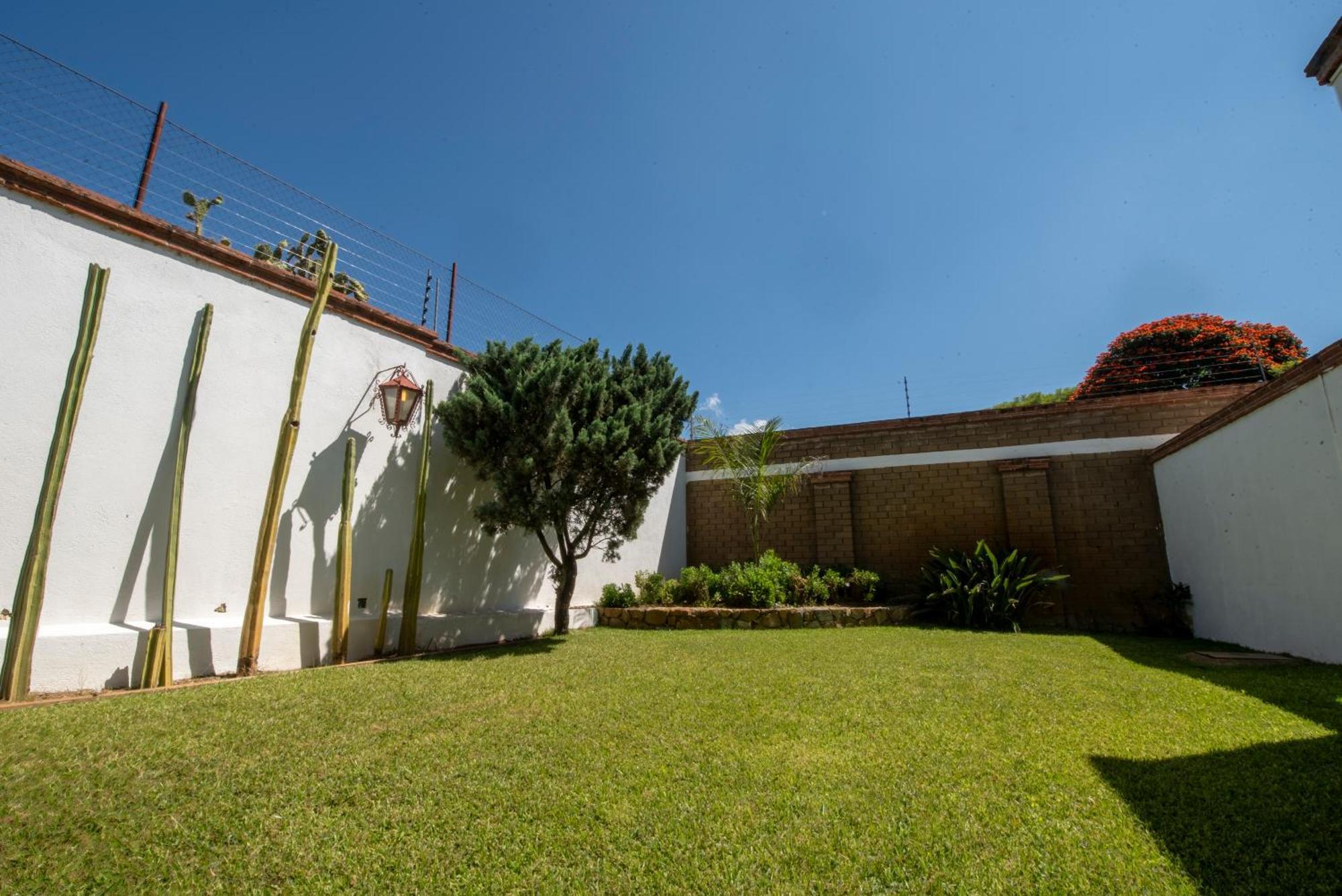 Villa Borghese Hotel Boutique - Adults Only Oaxaca Exteriör bild